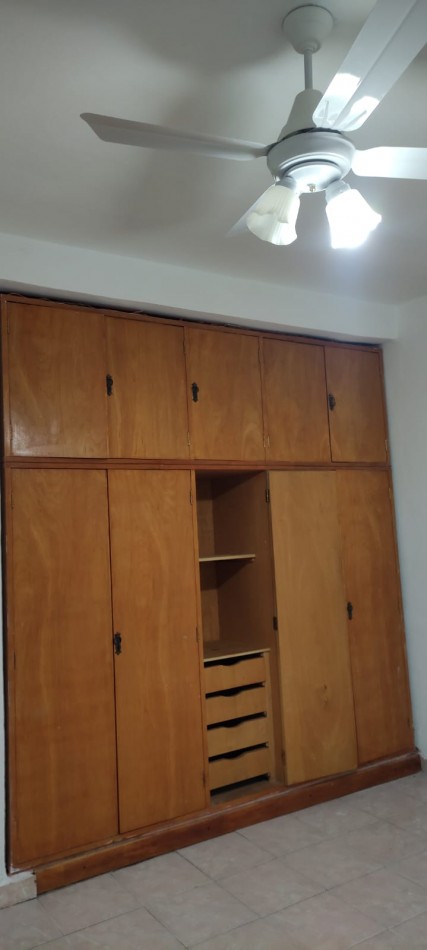 Departamento de pasillo  dos dormitorios