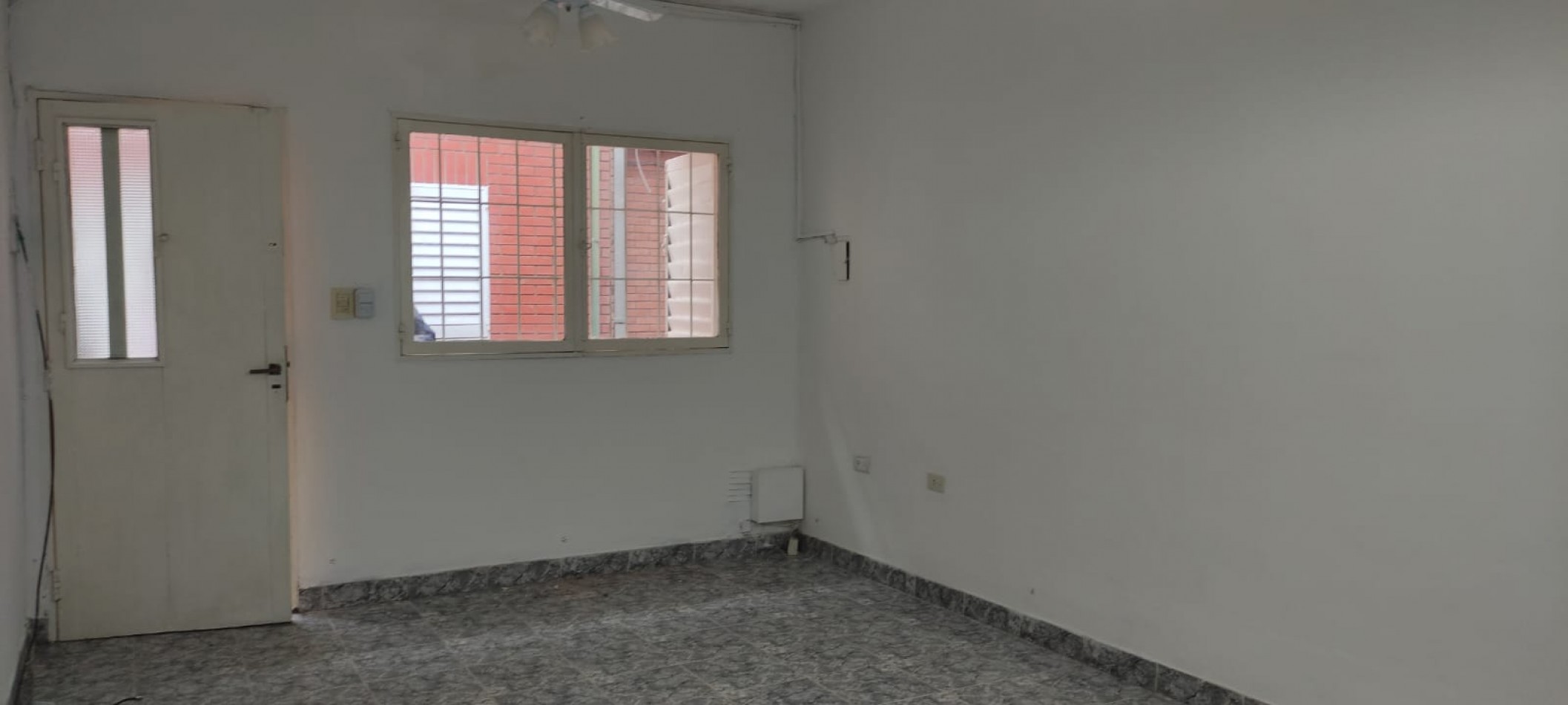 Departamento de pasillo  dos dormitorios