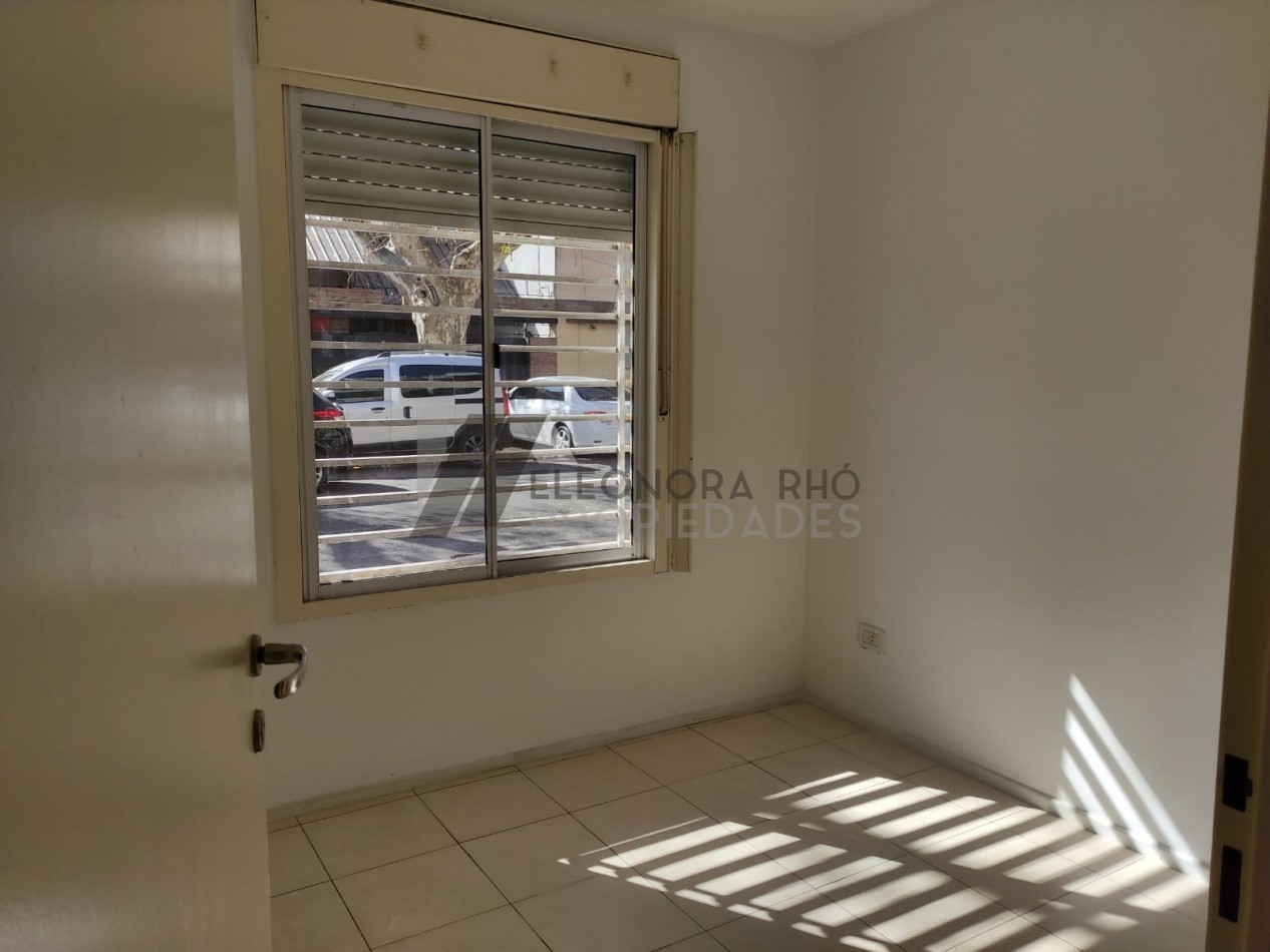 Departamento 1 dormitorio en planta baja a la calle