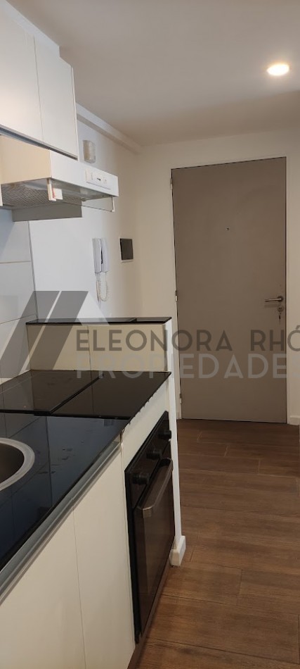 Hermoso departamento de un dormitorio en semipiso (Piso 6)