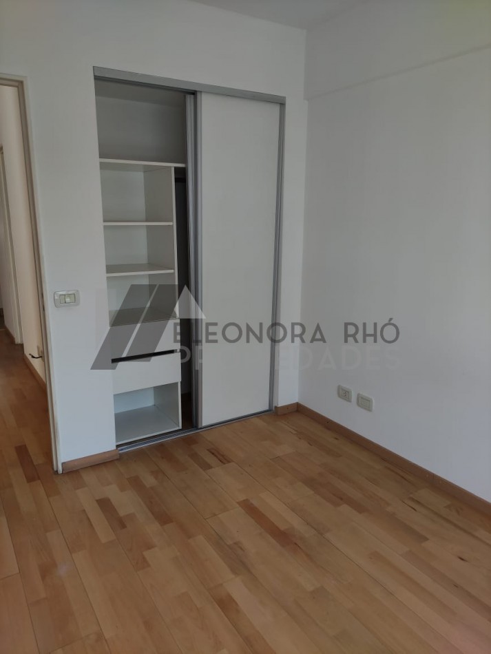 Departamento 1 Dormitorio ,con balcon . Bellisimo y funcional .