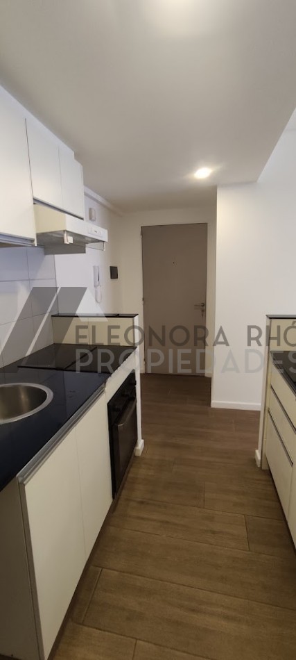 Hermoso departamento de un dormitorio en semipiso (Piso 6)