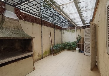 ¡APTO CREDITO! Exclusivo 2 Dormitorios con Patio y Parrillero Propio - Microcentro (Santa Fe al  800)